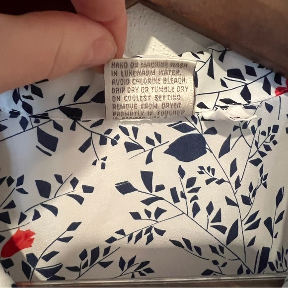 Vintage Pykettes Semi-Sheer Short Sleeved Collared 1/4 Button Pullover Blouse - Picture 5 of 7